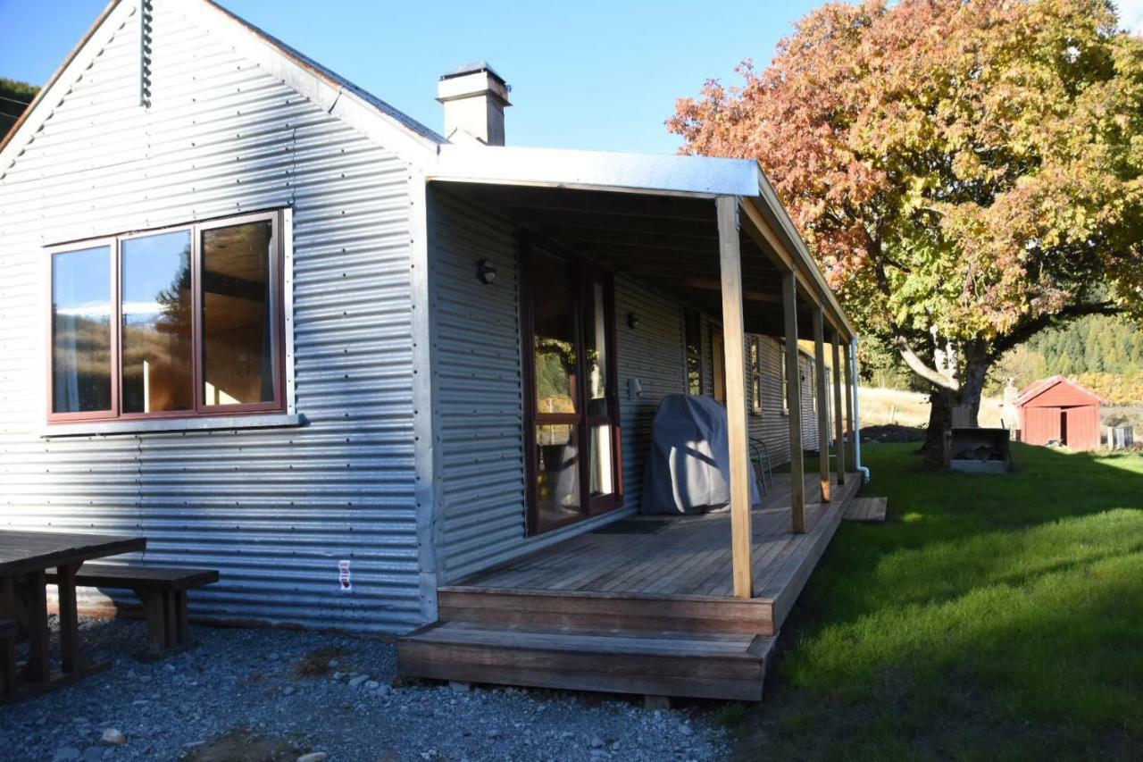 Mount Cook Station Shearers Quarters Lodge Lake Tekapo Exterior photo